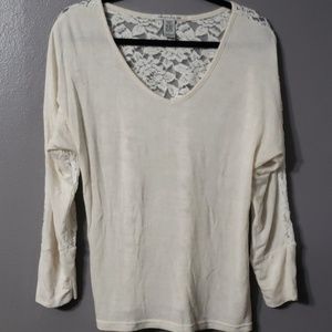 American Rag Long sleeve Sz Large Creme color